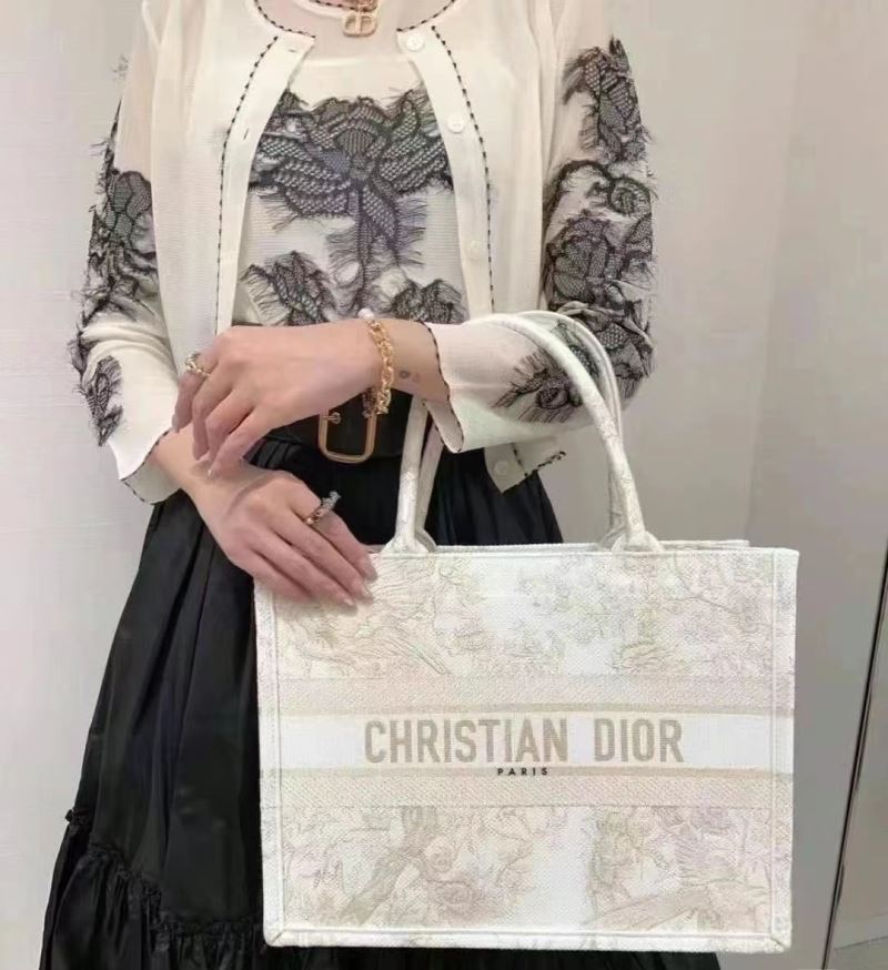 Christian Dior Shopping Bags